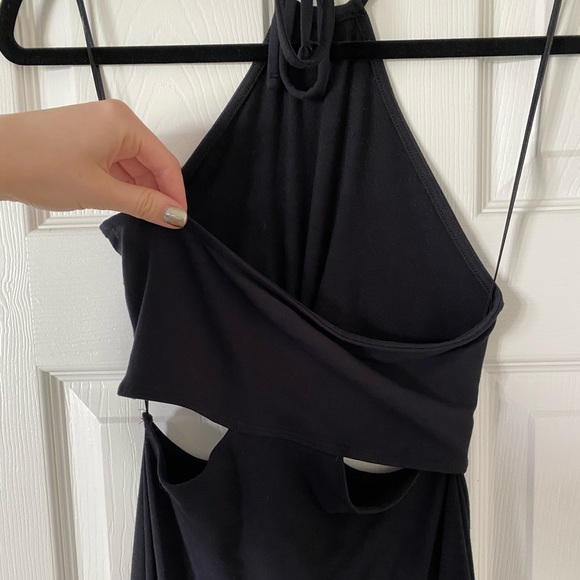 Abercrombie Knotted Halter Cutout Maxi Dress - Picture 5 of 6